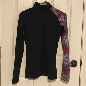 Nike 3 quarter zip up